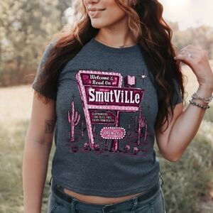 Smutville Bookish Smut Fan Reader Trendy Funny Graphic Crop Shirt
